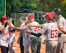 How Can Softball Players Tell Whether a Coach Is Seriously Recruiting Them?